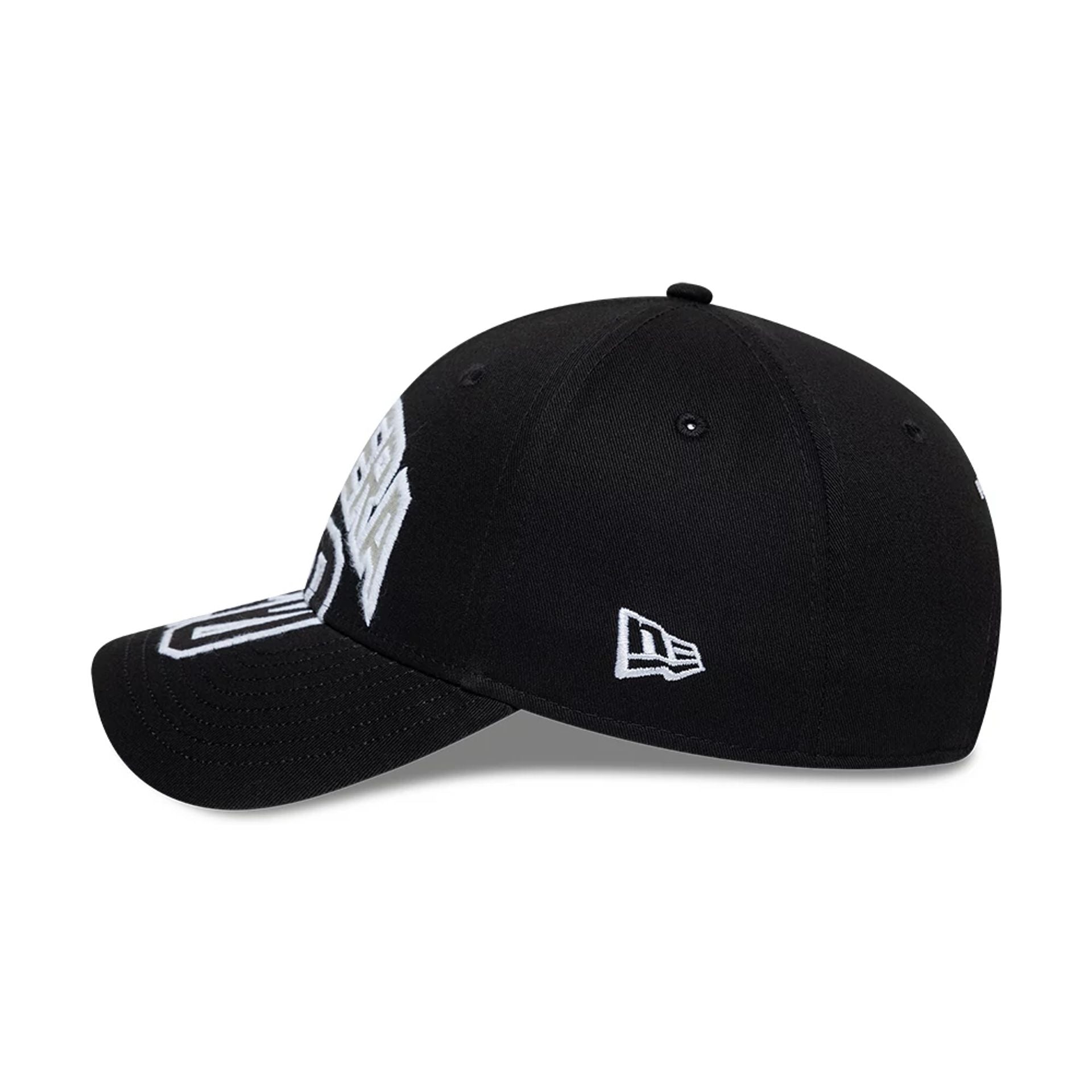 Pictured is this New Era Street Archived New Era Heritage 1920 9FORTY cap in black. 5