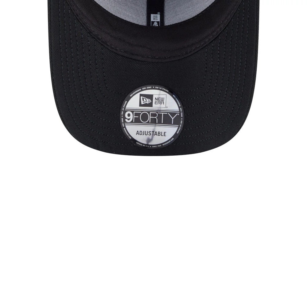 Pictured is this NBA Mix League Chicago Bulls 9FORTY cap in black. 7