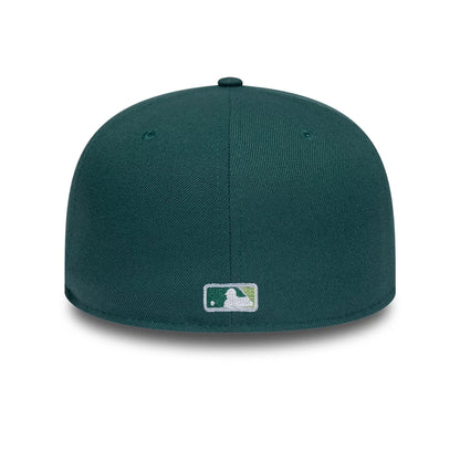 Pictured is this MLB Garden San Francisco Giants 59FIFTY Fitted cap in dark green. 6
