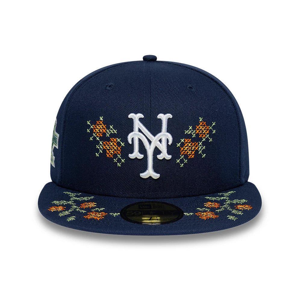 Pictured is this MLB Garden New York Mets 59FIFTY Fitted cap in dark blue. 2