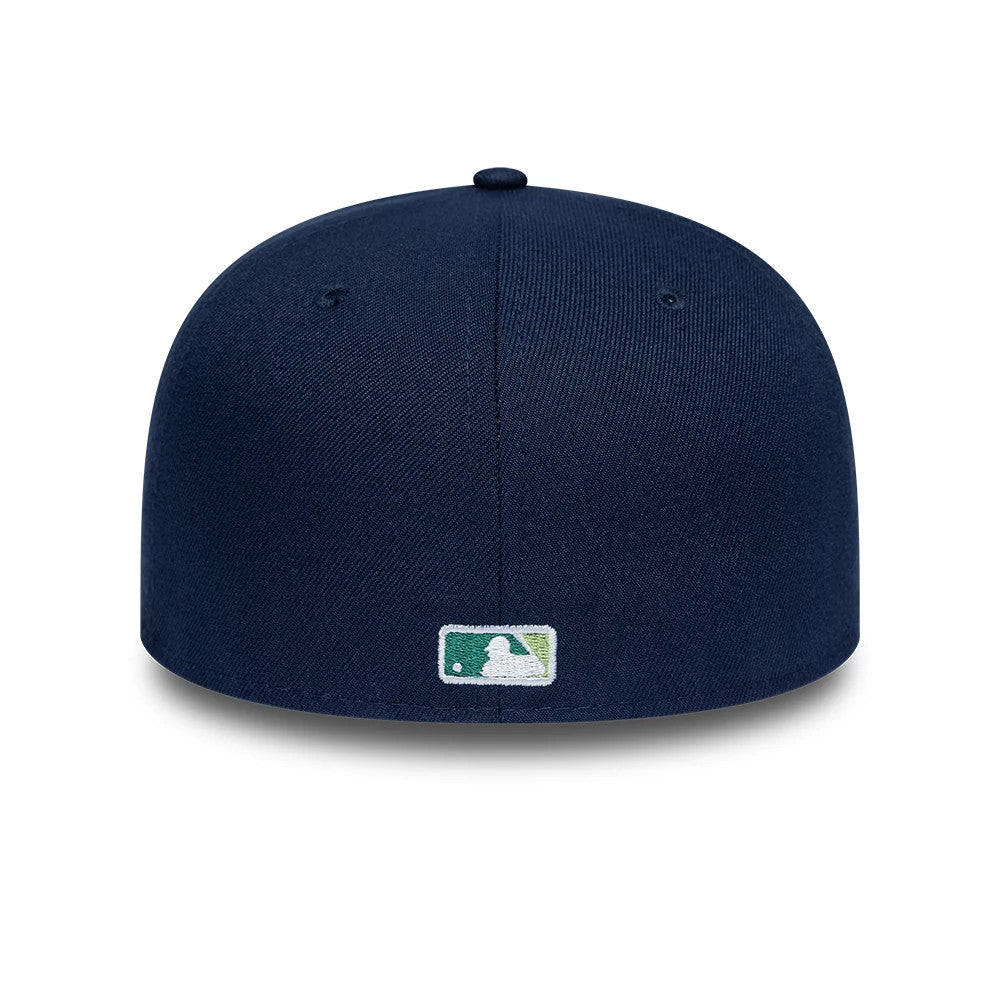 Pictured is this MLB Garden LA Dodgers 59FIFTY Fitted cap in dark blue. 6