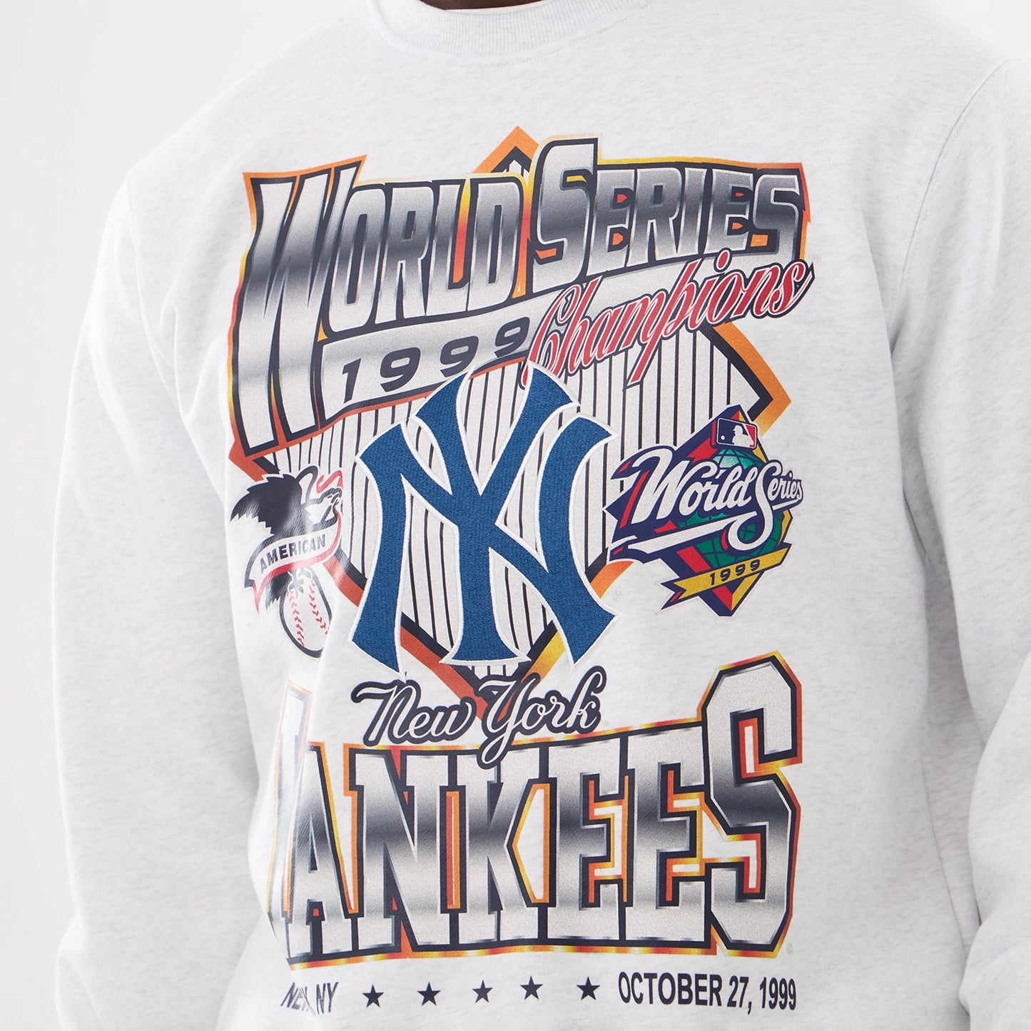 The model is wearing this MLB Retro New York Yankees Oversized Crew Neck Sweater in White 4