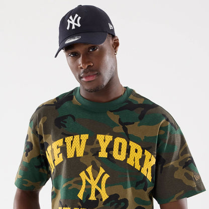 The model is wearing this MLB Camo New York Yankees T-Shirt in Woodland Camo. 6