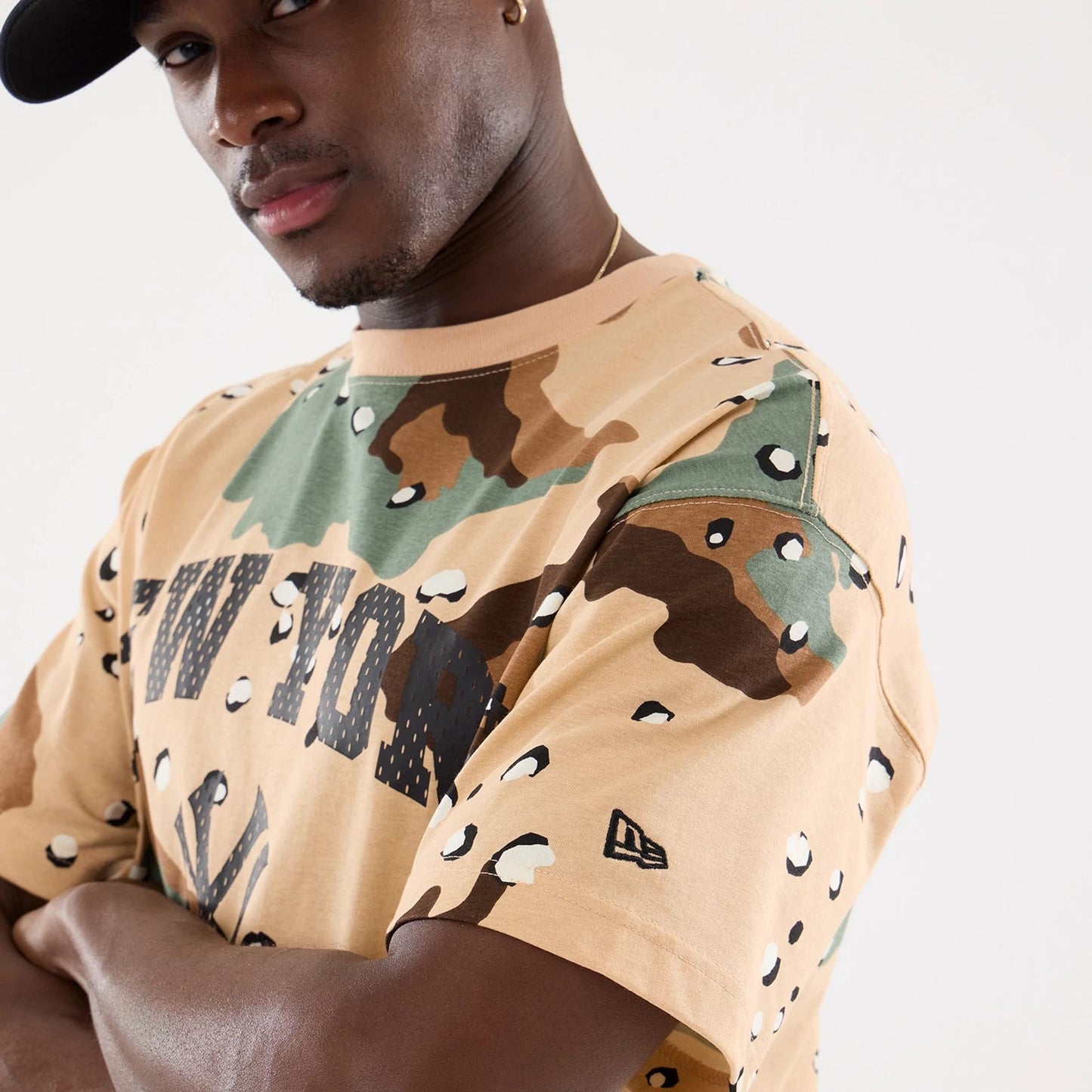 The model is wearing this MLB Camo New York Yankees T-Shirt in Desert Camo . 5