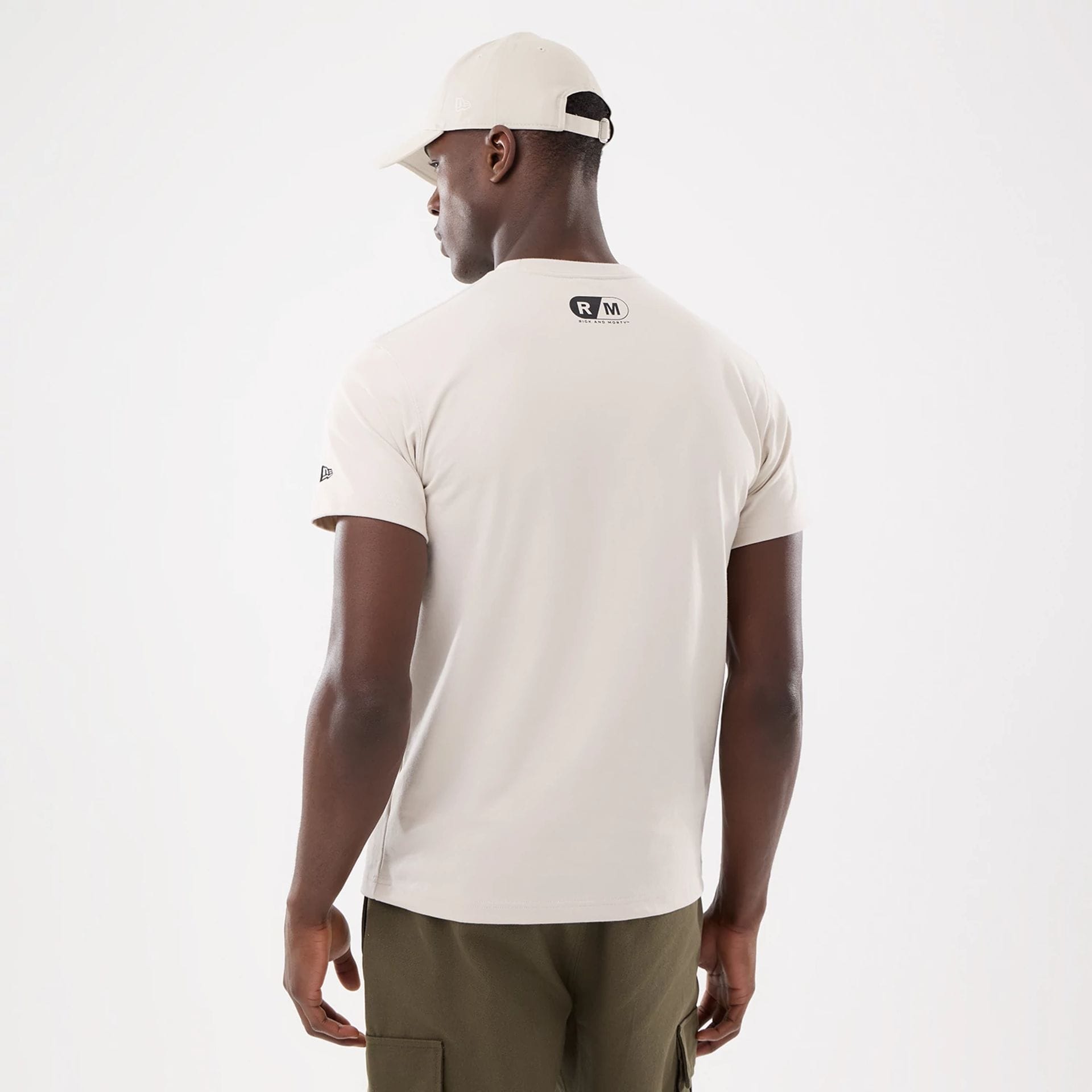 The model is wearing this Rick And Morty T-Shirt in cream. 2