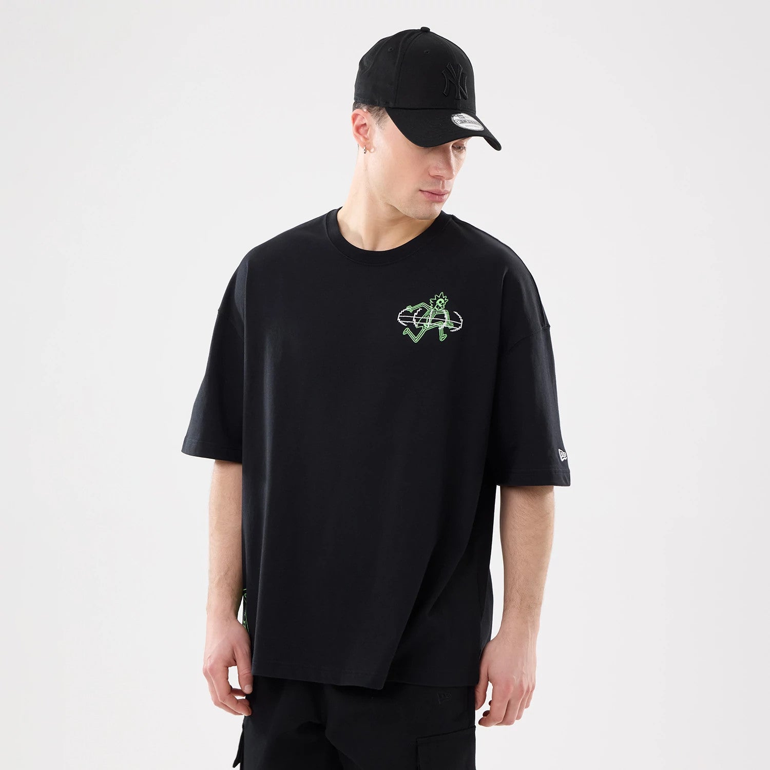 The model is wearing this Rick And Morty X-Ray T-Shirt in black. 1