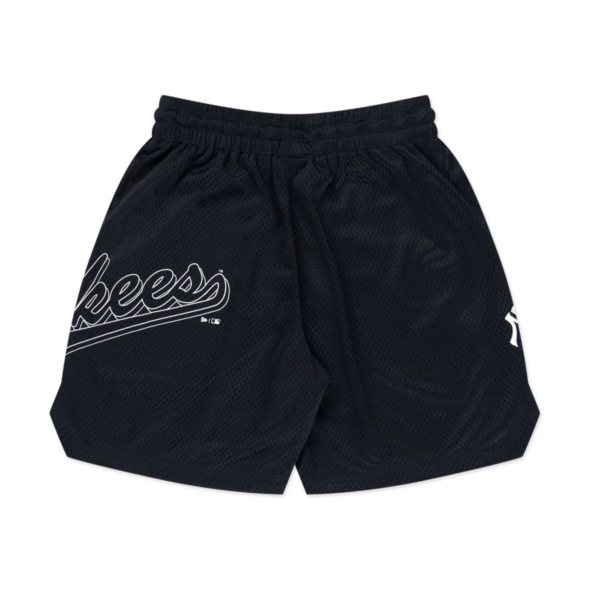 The model is wearing this MLB Mix League New York Yankees Oversized Mesh Shorts in black. 8