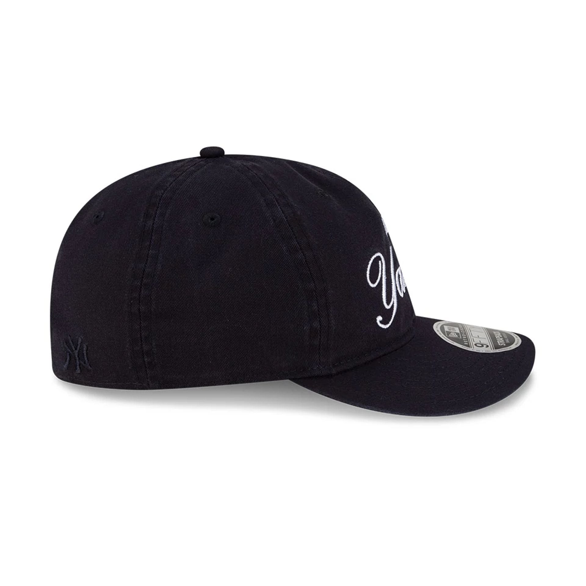 Pictured is this Thisisneverthat X MLB New York Yankees Retro Crown 9FIFTY cap in navy. 6