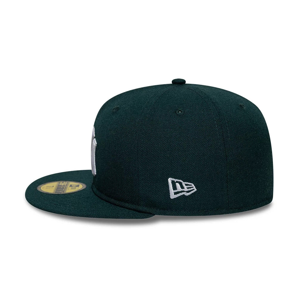 Pictured is this MLB Reserve New York Yankees 59FIFTY Fitted cap in dark green. 5