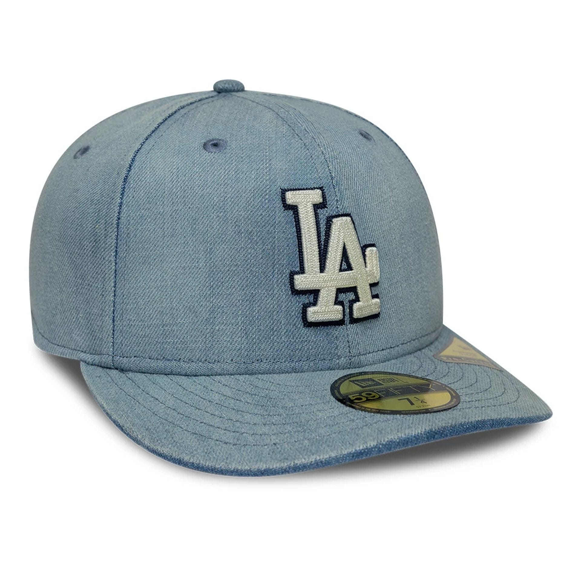 Pictured is this MLB Chain Stitch Washed Denim LA Dodgers 59FIFTY Fitted cap in navy. 4