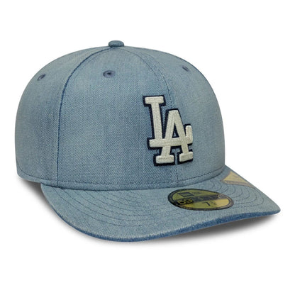Pictured is this MLB Chain Stitch Washed Denim LA Dodgers 59FIFTY Fitted cap in navy. 4