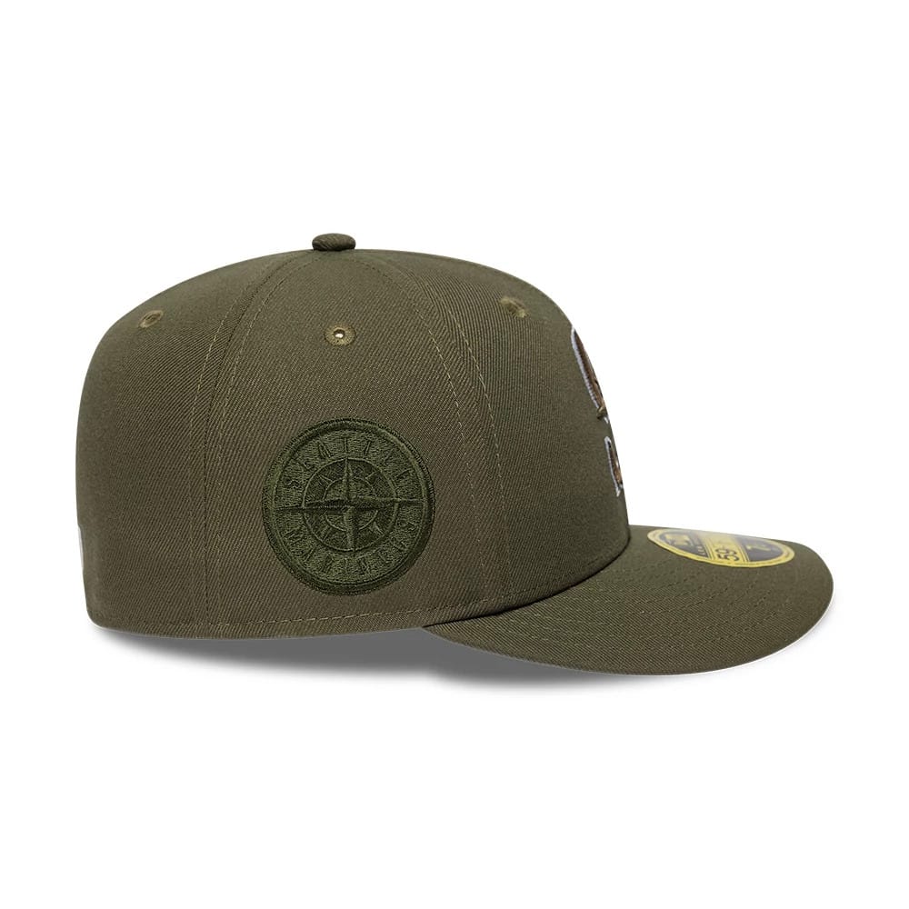 Pictured is this MLB College Varsity Seattle Mariners Low Profile 59FIFTY Fitted cap in dark green. 5