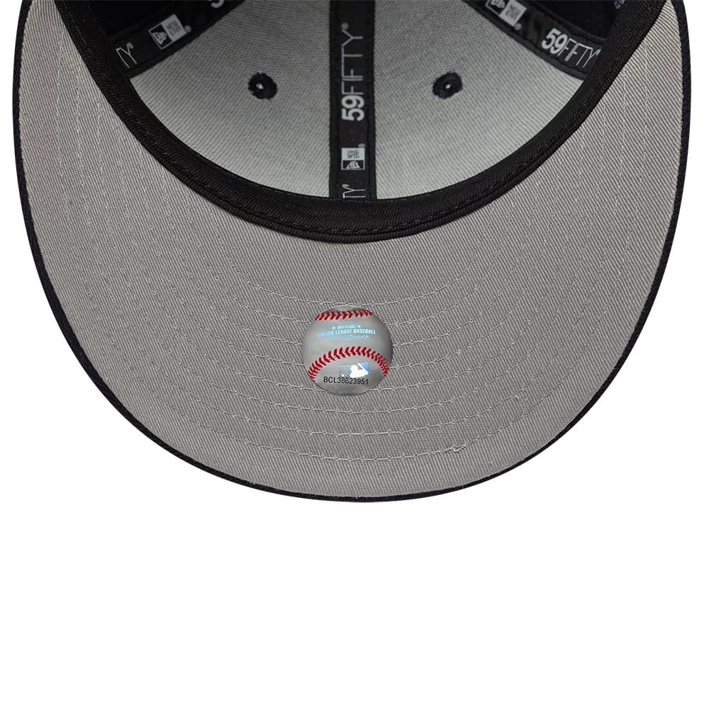 Pictured is this MLB College Varsity LA Dodgers Low Profile 59FIFTY Fitted cap in navy. 2