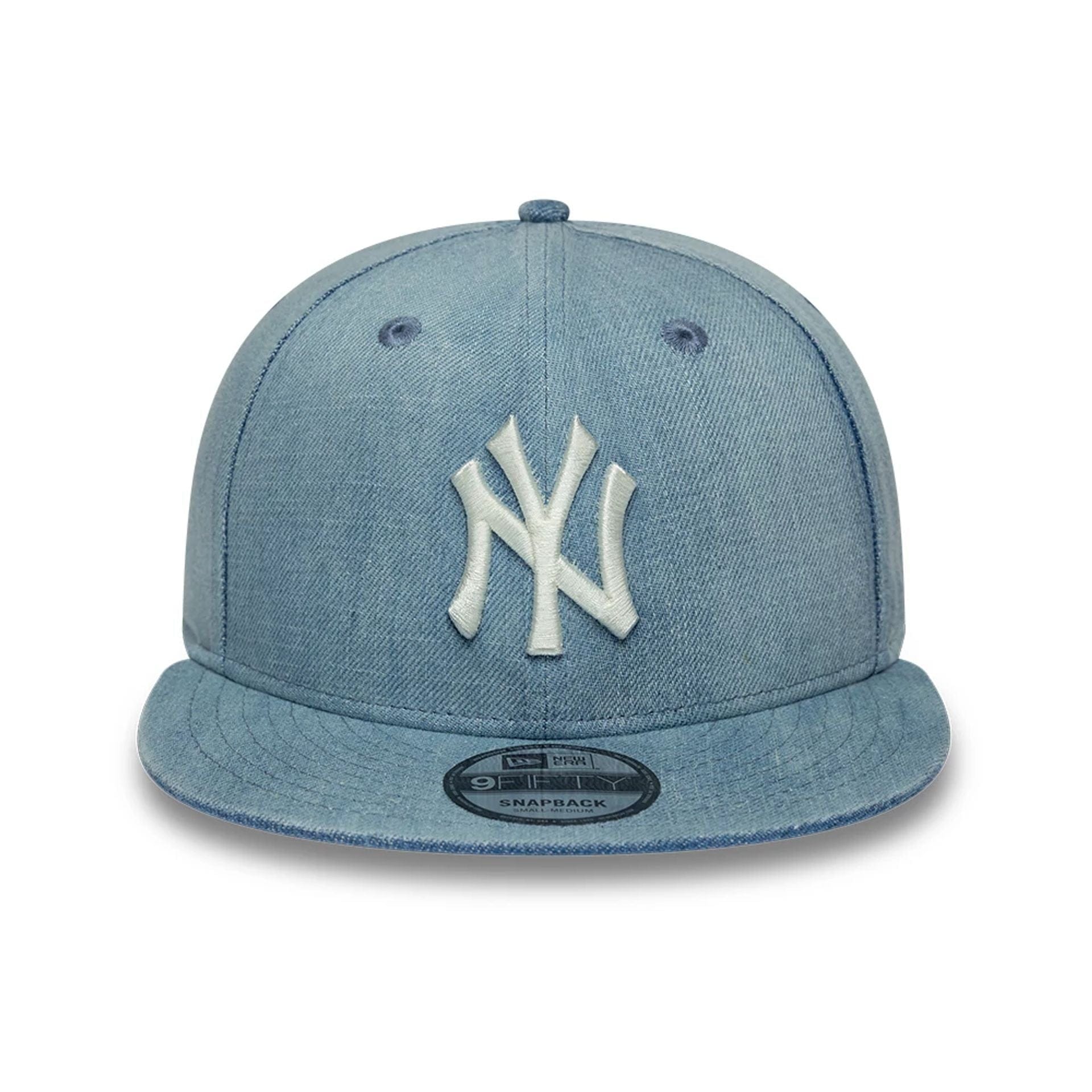 Pictured is this MLB Washed Denim New York Yankees 9FIFTY Snapback cap in navy. 3