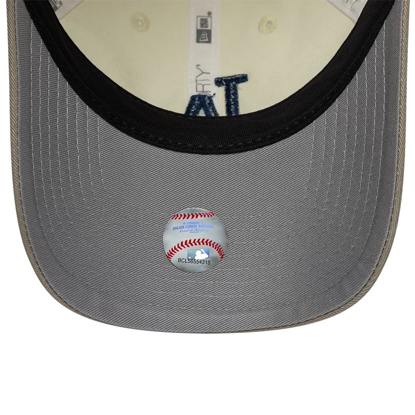 Pictured is this MLB LA Dodgers 9FORTY Unstructured cap in Cream. 2