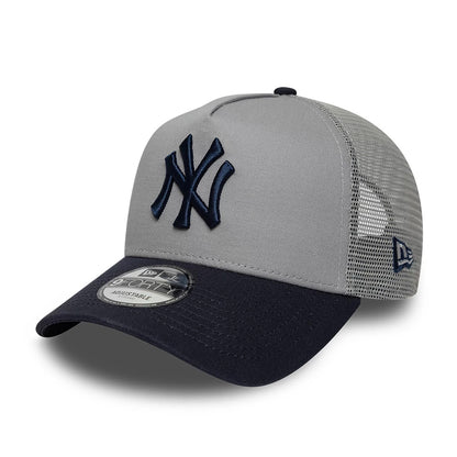 Pictured is this MLB Patch New York Yankees 9FORTY A-Frame Trucker cap in grey & navy. 3