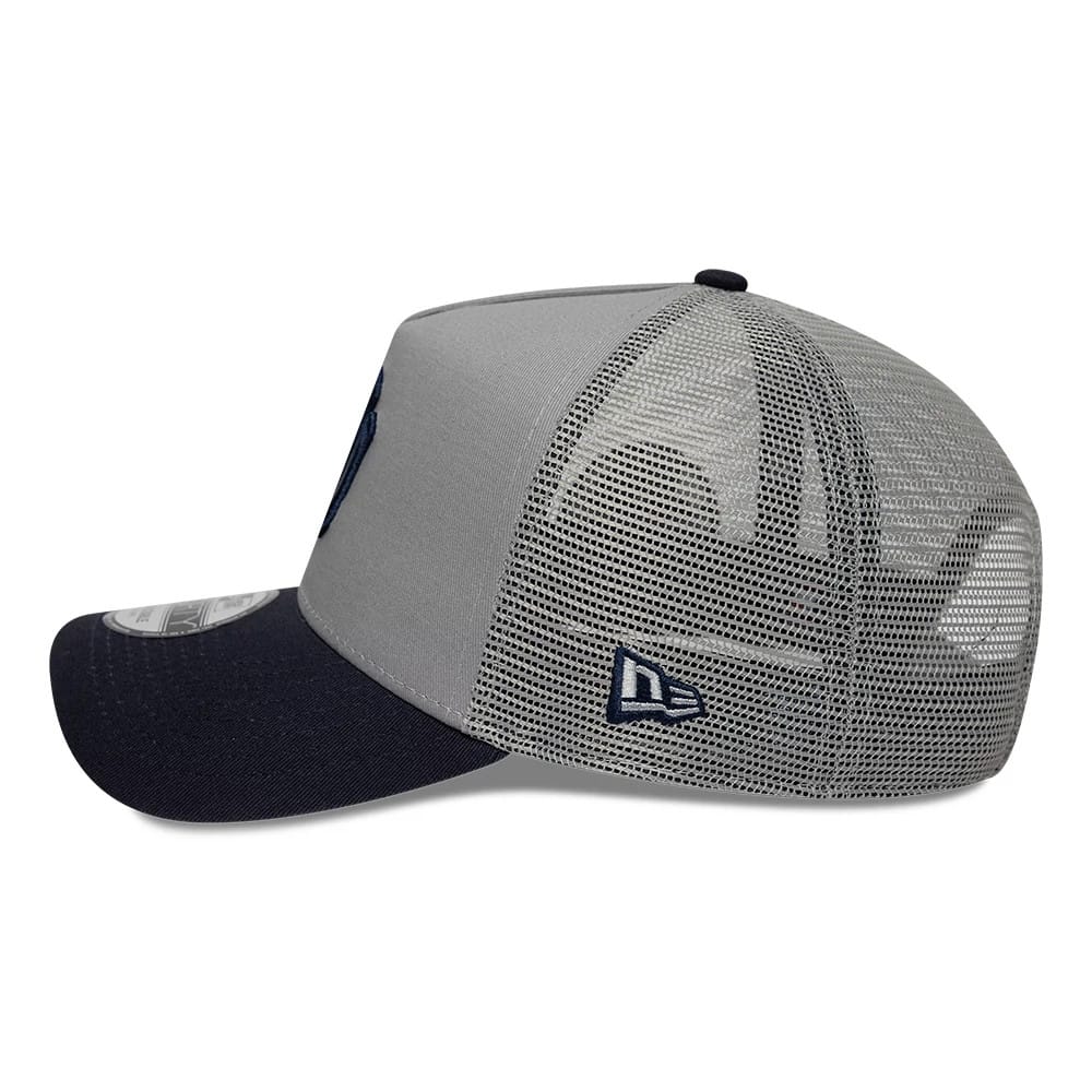 Pictured is this MLB Patch New York Yankees 9FORTY A-Frame Trucker cap in grey. 5