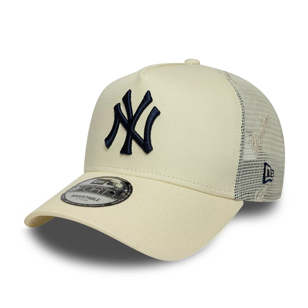 York Yankees MLB Mesh 9FORTY Frame Trucker Adjustable