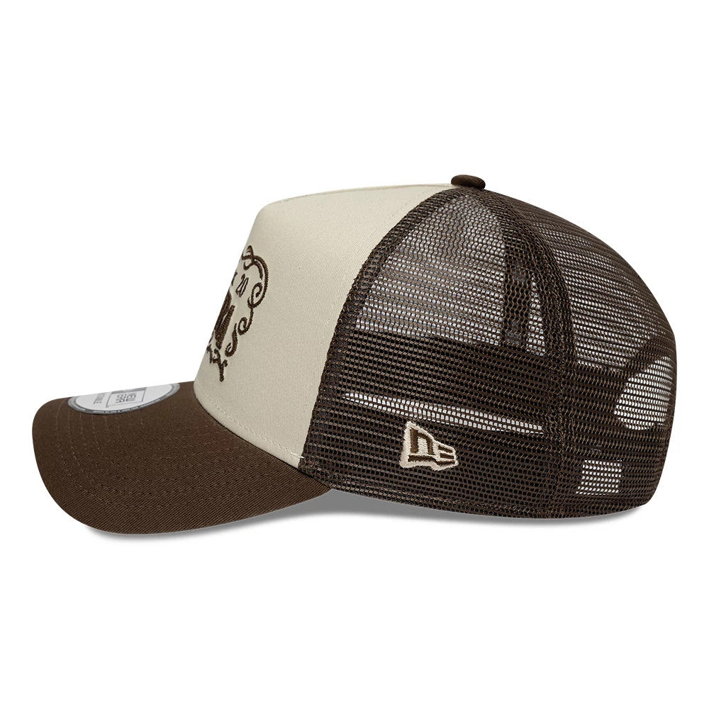 Pictured is this New Era Frame Logo 9FORTY A-Frame Trucker cap in Dark Brown. 5