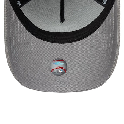 Pictured is this MLB Upside Down LA Dodgers 9FORTY A-Frame cap in grey. 7