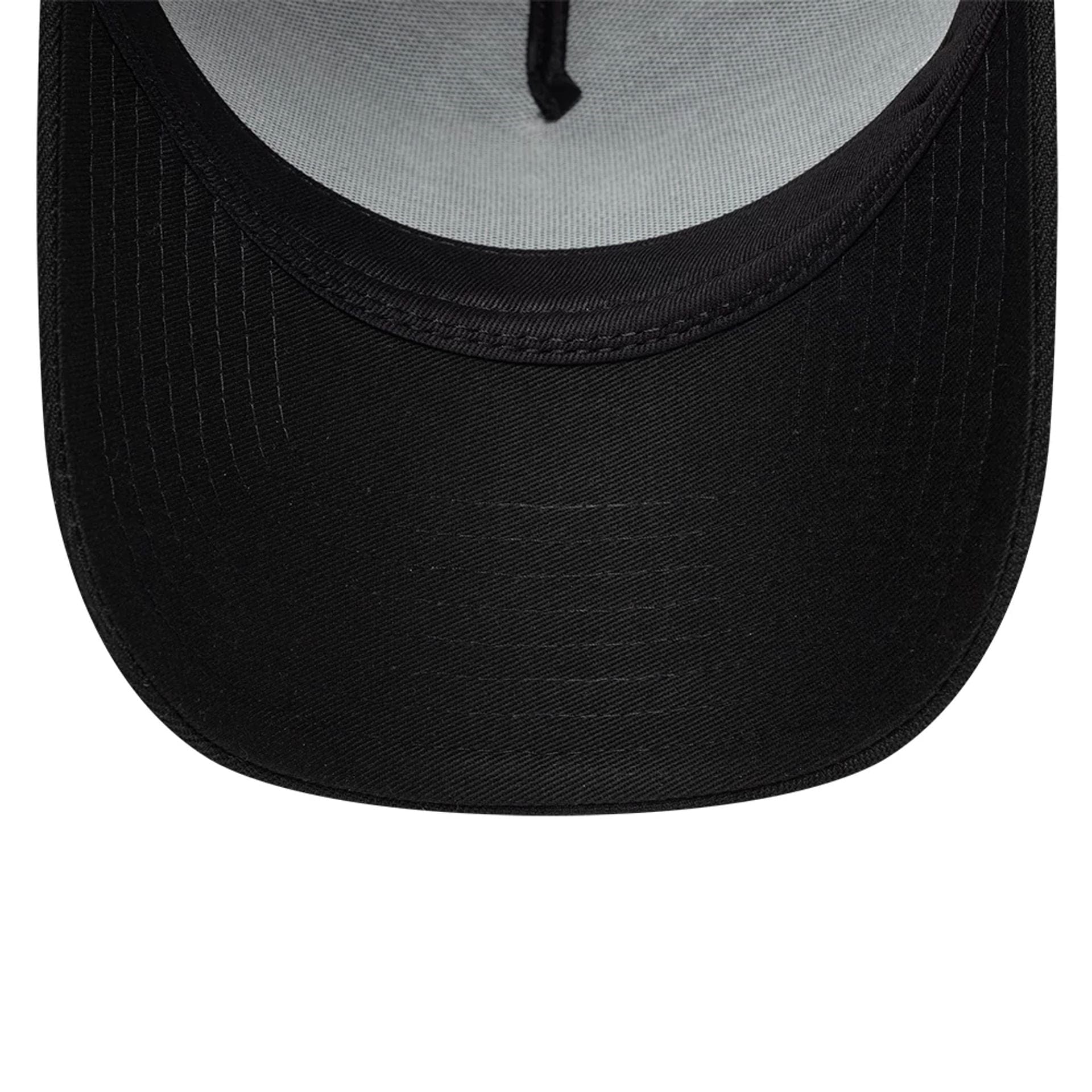 Pictured is this New Era Essential Tagging 9FORTY A-Frame cap in black. 7