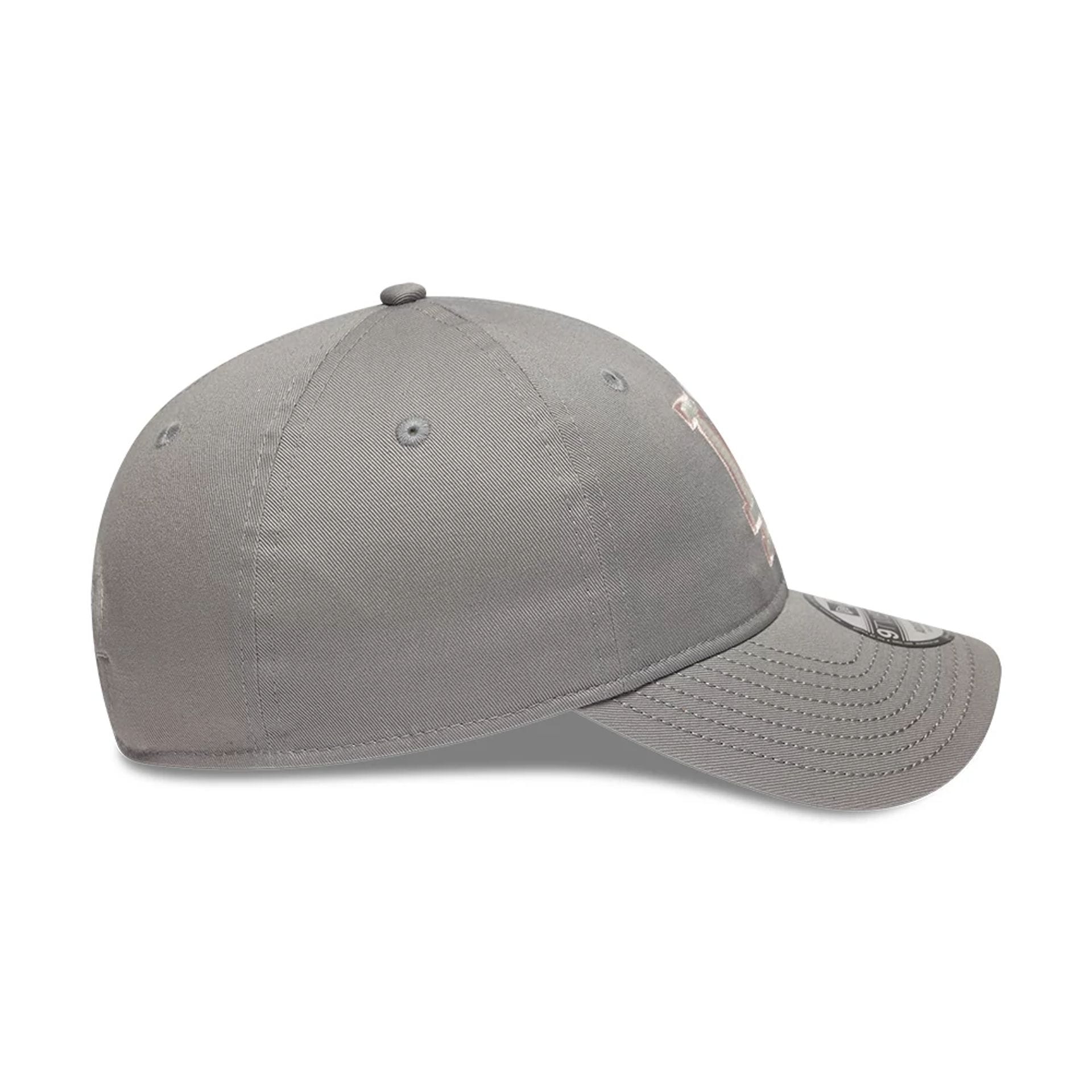 MLB Sakura Nagashi LA Dodgers Grey 9TWENTY Cap | NEC UK