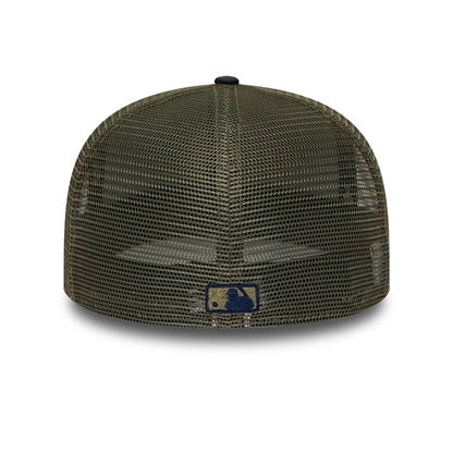 Pictured is this MLB Hydrangea New York Yankees 59FIFTY Fitted cap in green. 5