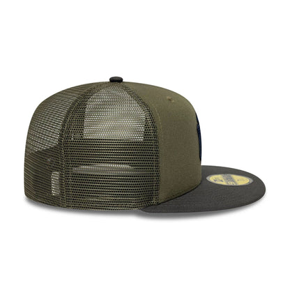 Pictured is this MLB Hydrangea New York Yankees 59FIFTY Fitted cap in green. 7
