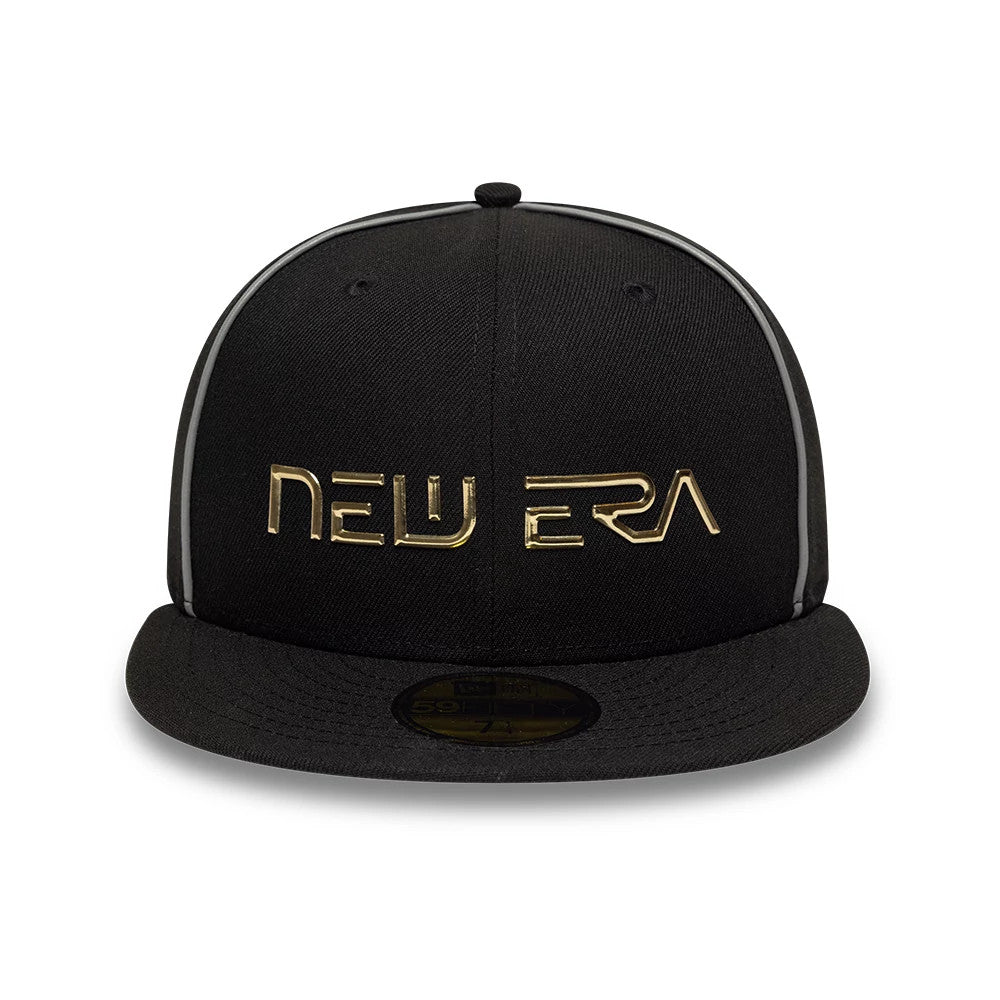 Pictured is this Hajime Sorayama X New Era 59FIFTY Fitted cap in black. 4