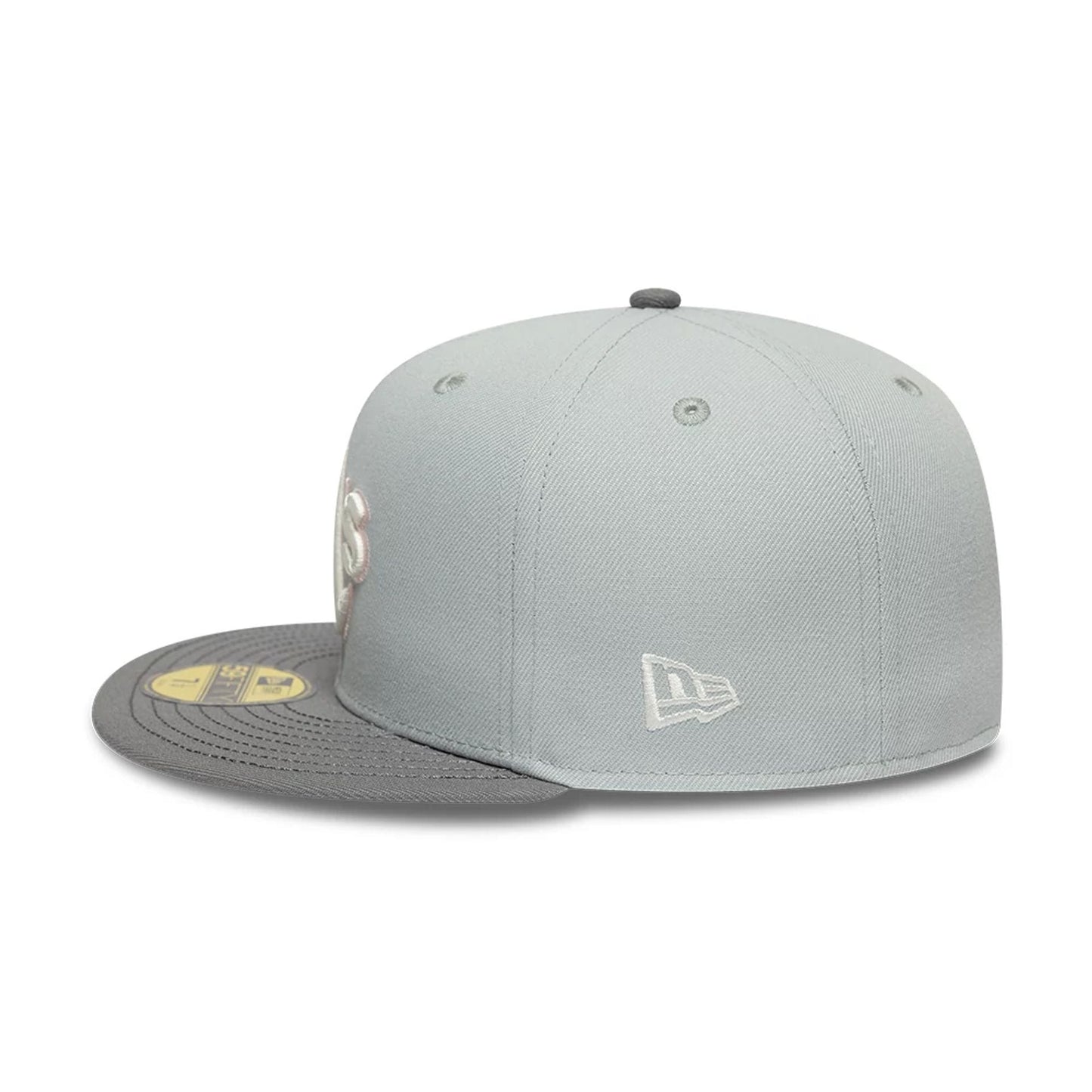 Pictured is this MLB Sakura Nagashi Athletics 59FIFTY Fitted cap in grey. 6