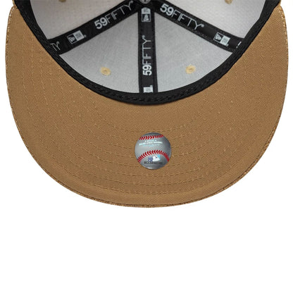 Pictured is this MLB Straw New York Yankees 59FIFTY Fitted cap in beige. 6