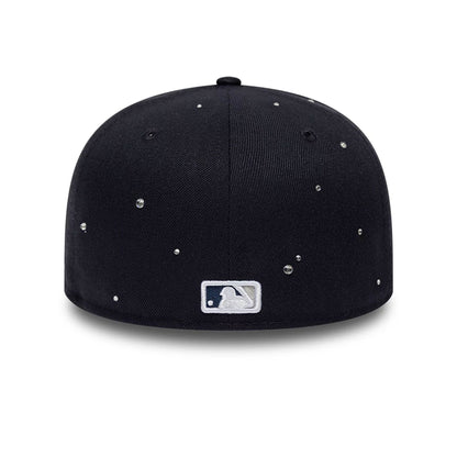 Pictured is this MLB Night Out New York Yankees 59FIFTY Fitted cap in navy. 4