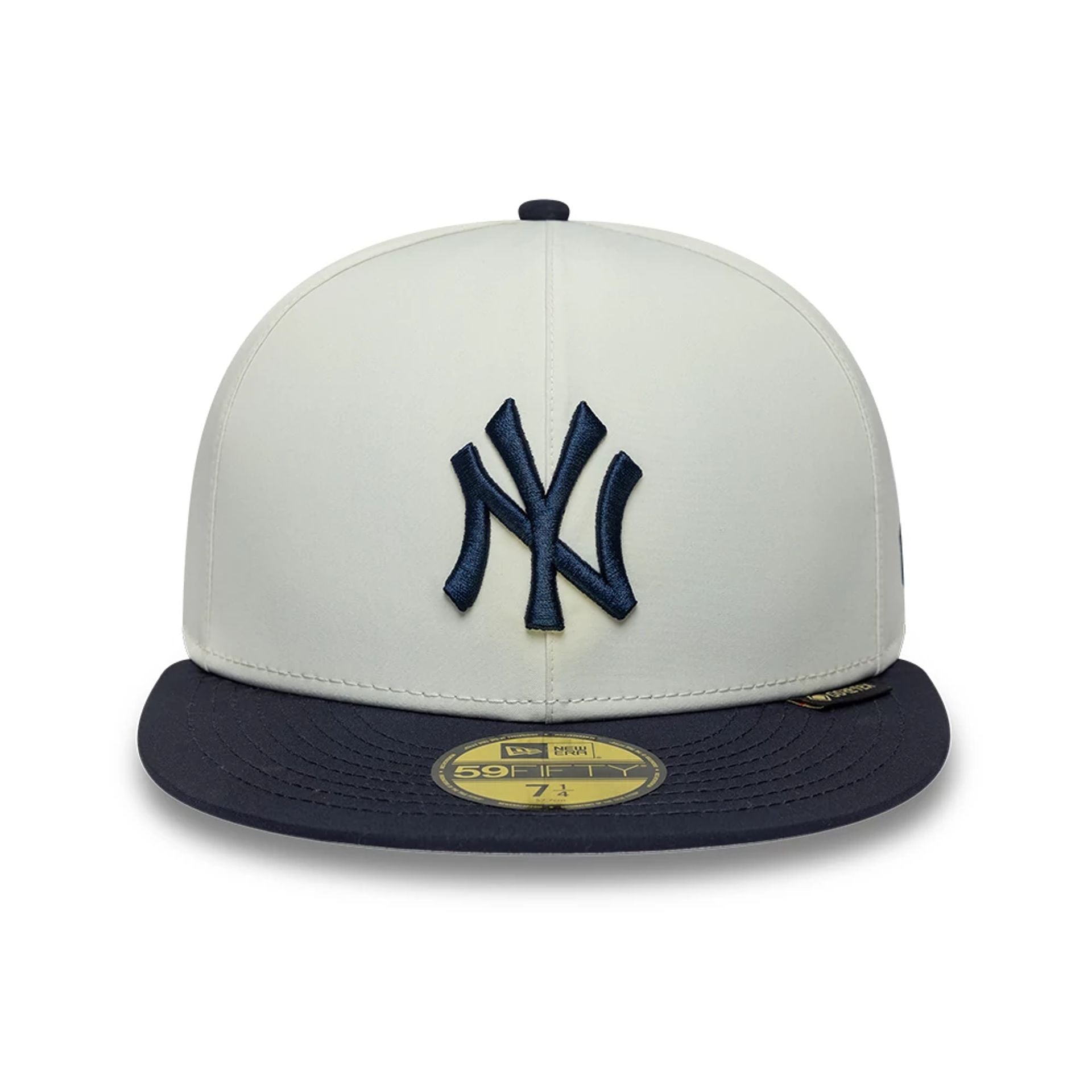 Pictured is this MLB X Gore-Tex New York Yankees 59FIFTY Fitted cap in navy. 3
