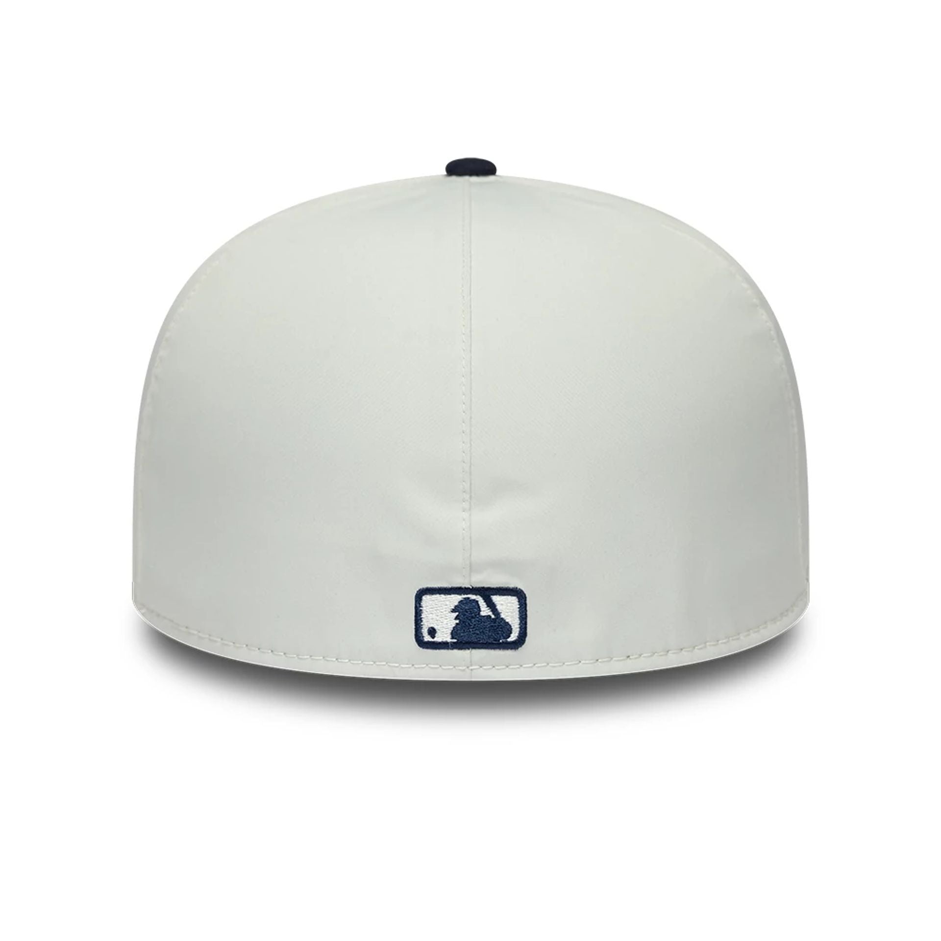 Pictured is this MLB X Gore-Tex New York Yankees 59FIFTY Fitted cap in navy. 5