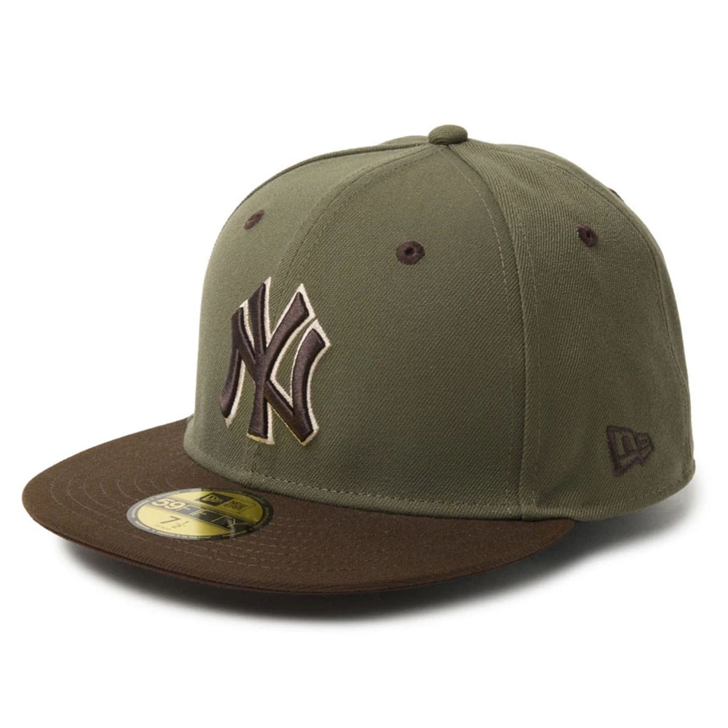 Pictured is this MLB Camo New York Yankees 59FIFTY Fitted cap in green. 3