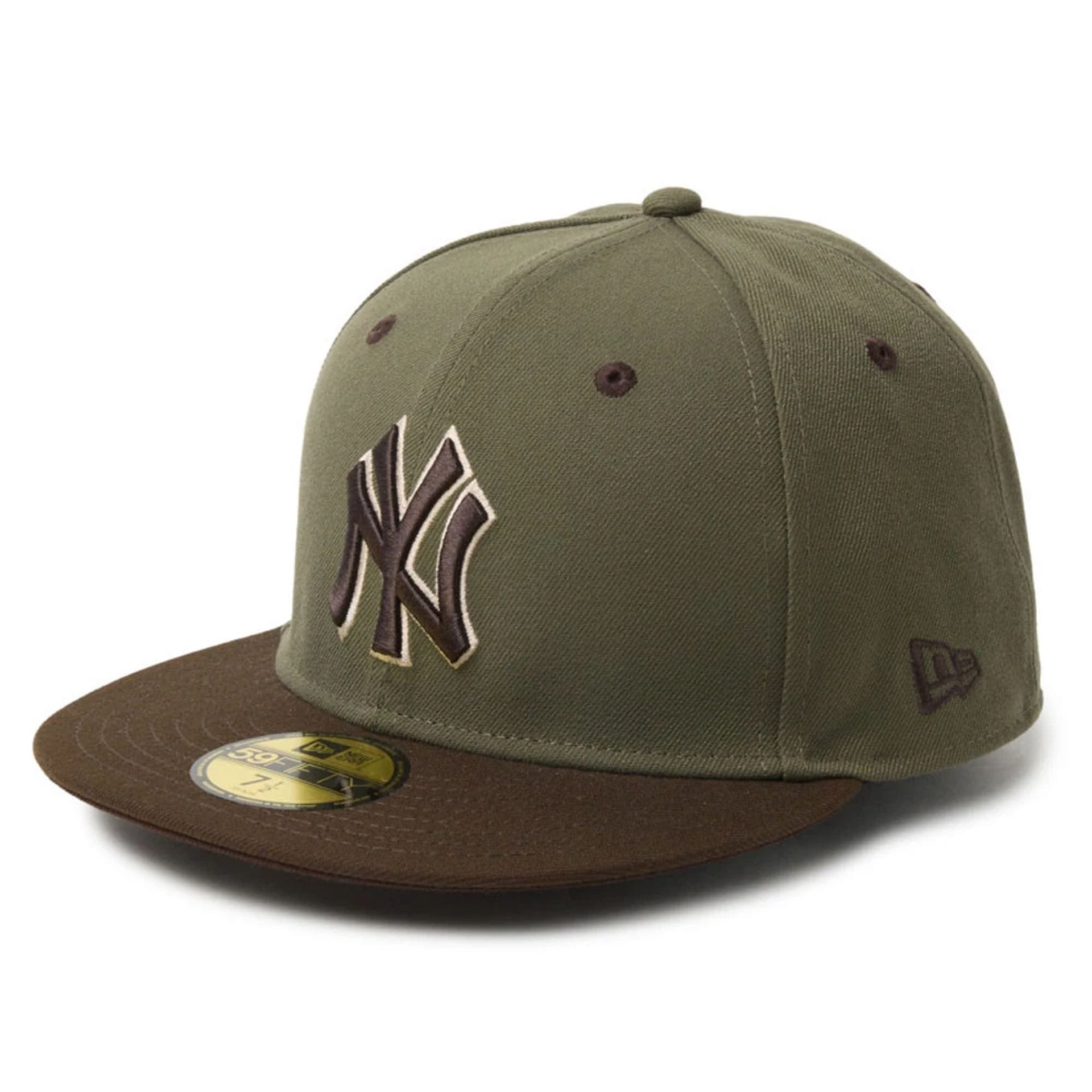 Pictured is this MLB Camo New York Yankees 59FIFTY Fitted cap in green. 3