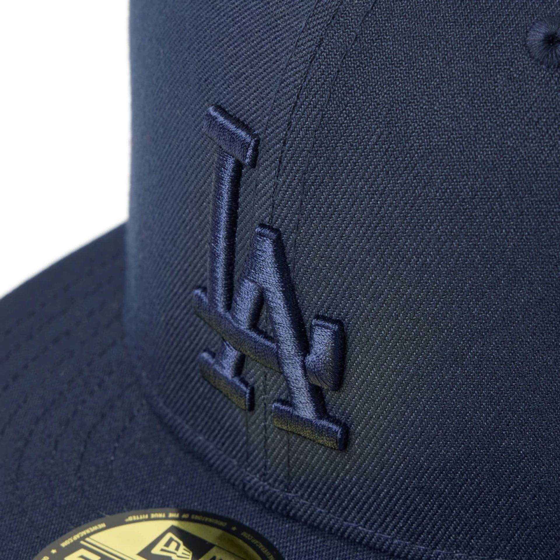 Pictured is this MLB LA Dodgers 59FIFTY Fitted cap in navy. 5
