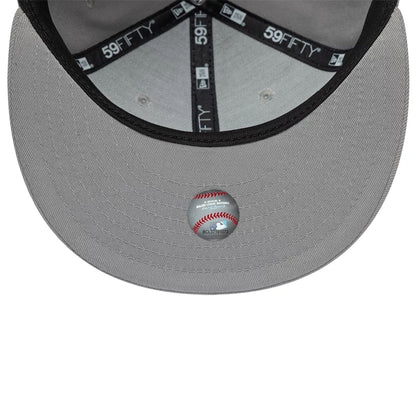 Pictured is this MLB Paisley Emblem LA Dodgers 59FIFTY Fitted cap in grey. 7