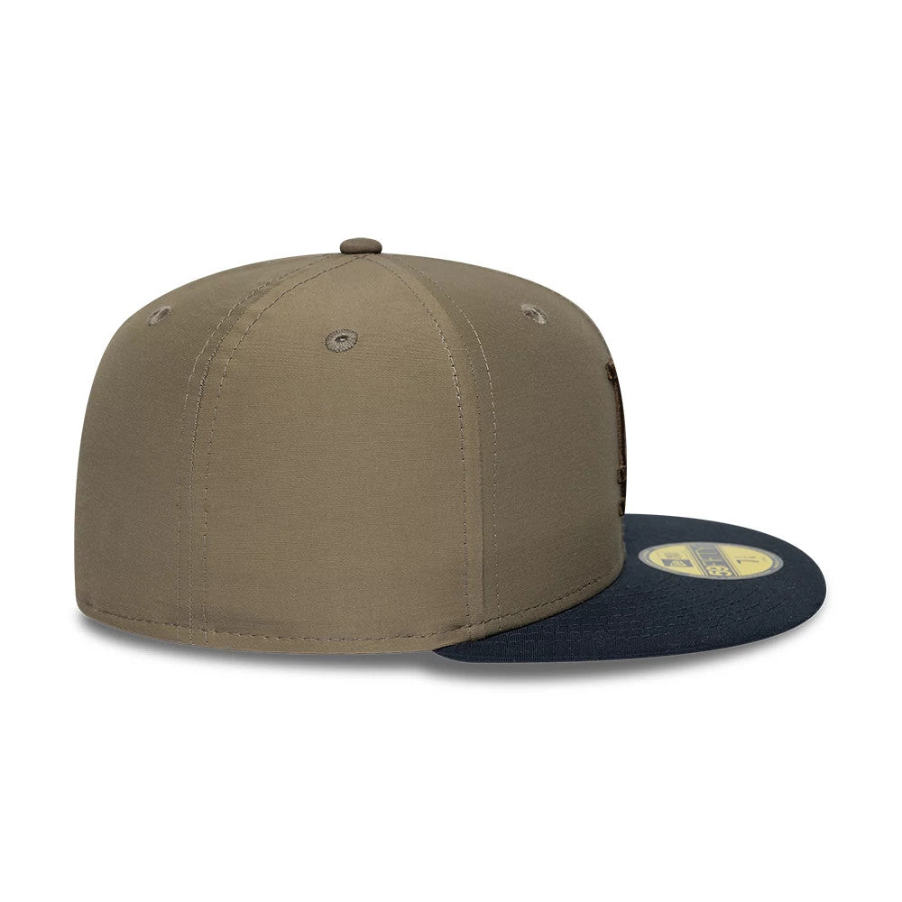 Pictured is this MLB Grosgrain LA Dodgers 59FIFTY Fitted cap in green. 7