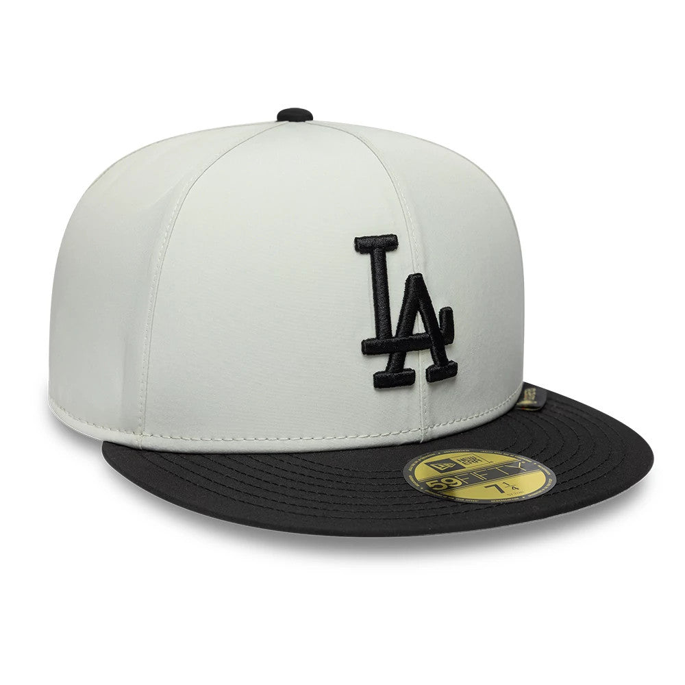 Pictured is this MLB X Gore-Tex LA Dodgers 59FIFTY Fitted cap in black. 4