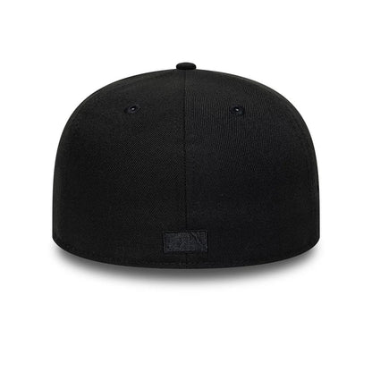 Pictured is this MLB Black On Black Chicago White Sox 59FIFTY Fitted cap in black. 4
