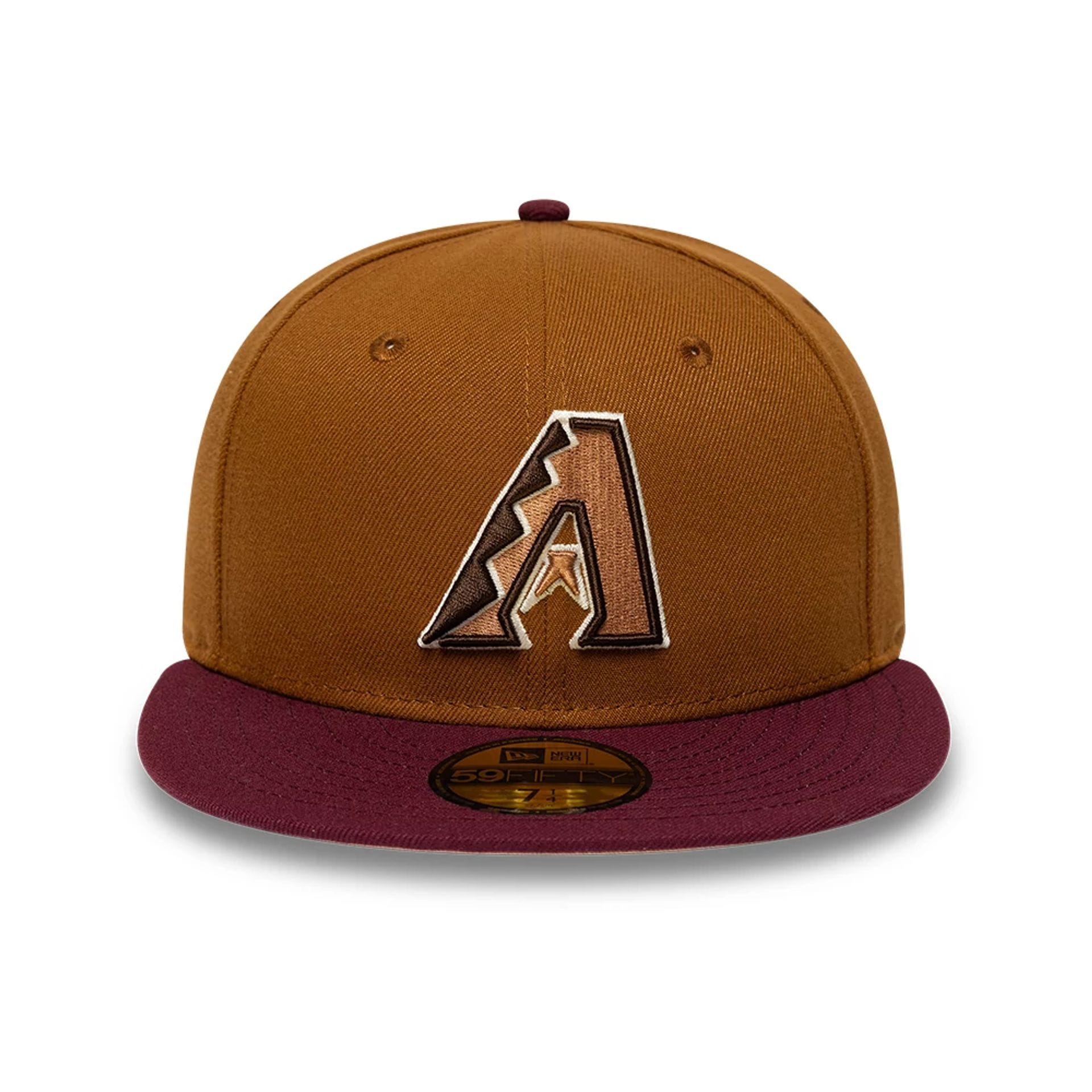 Pictured is this New Era Mocha Mousse Arizona Diamondbacks 59FIFTY Fitted cap in dark beige. 3