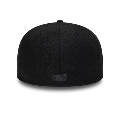 Pictured is this MLB Black On Black Arizona Diamondbacks 59FIFTY Fitted cap in black. 4