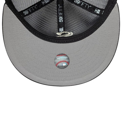 Pictured is this MLB All Mesh Chicago White Sox 59FIFTY Fitted cap in dark grey. 2