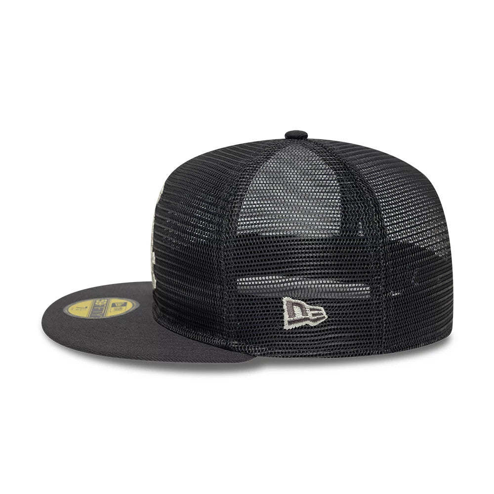 Pictured is this MLB All Mesh Chicago White Sox 59FIFTY Fitted cap in dark grey. 6