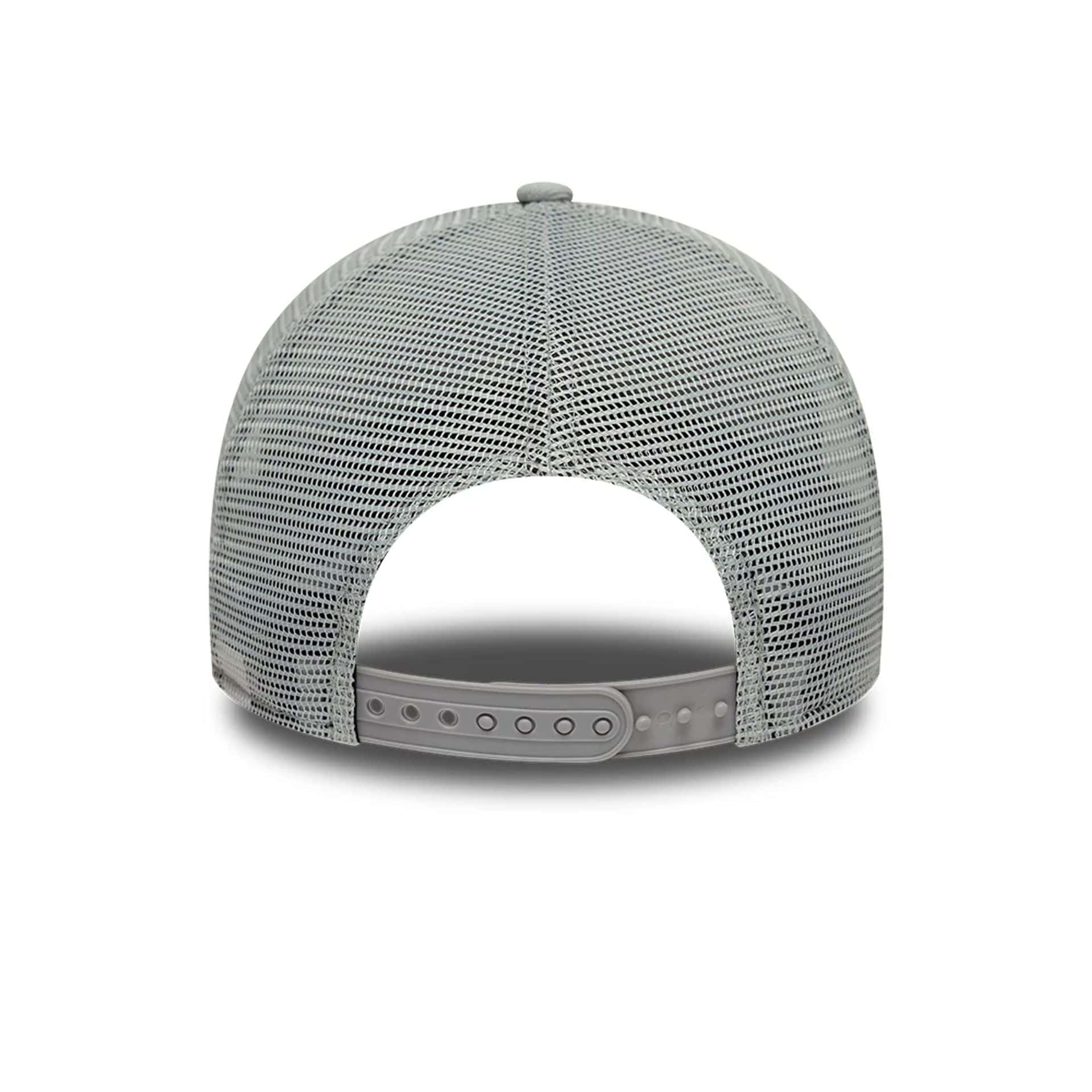 Pictured is this New Era Wall Art Bubble 9FORTY A-Frame Trucker cap in Light Grey. 4
