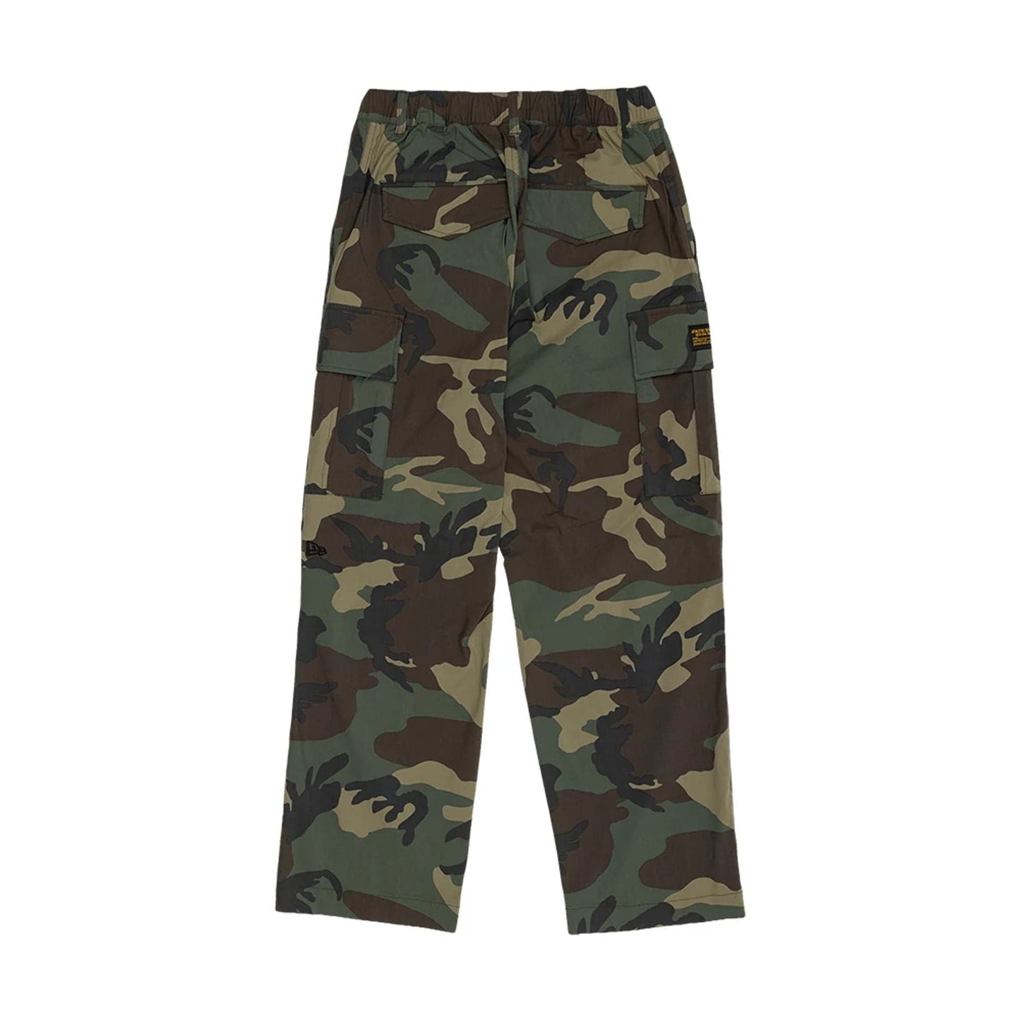 The model is wearing this New Era Originators Cargo Trousers in dark green. 2