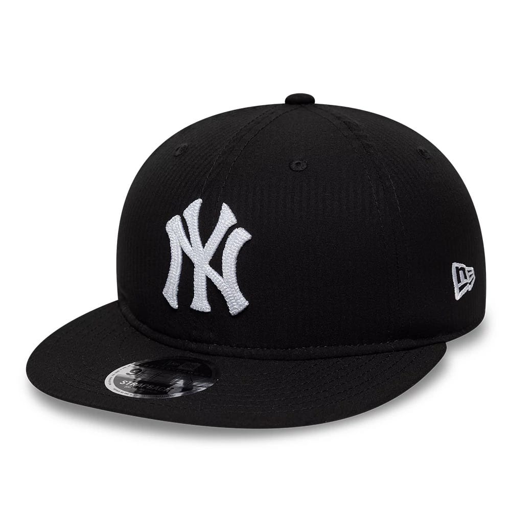 Pictured is this MLB Seersucker New York Yankees Retro Crown 9FIFTY cap in black. 1