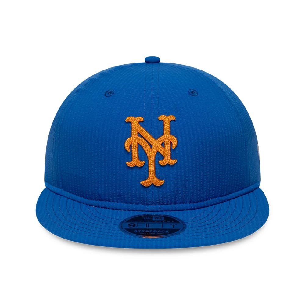 Pictured is this MLB Seersucker New York Mets Retro Crown 9FIFTY cap in dark blue. 2