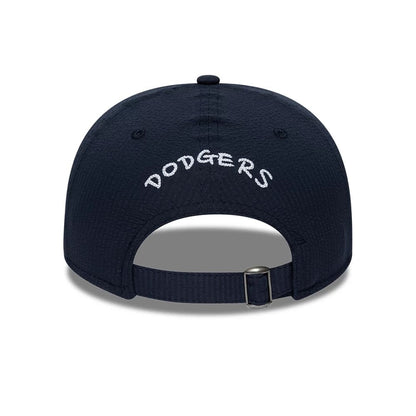 Pictured is this MLB Seersucker LA Dodgers Retro Crown 9FIFTY cap in navy. 4